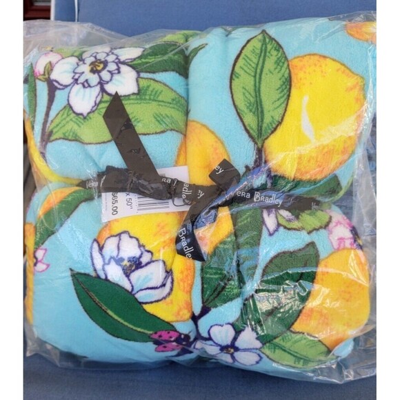 VERA BRADLEY Super Soft THROW BLANKET IN "LEMON GROVE"  80"X 50" New - Picture 1 of 6